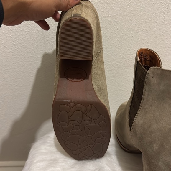 Kork-Ease Women’s Shirome Suede Bootie - Picture 10 of 10